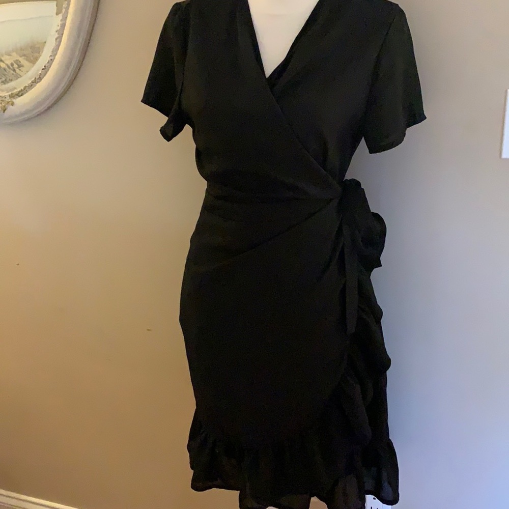 SHEIN Black Short Sleeve wrap dress Lg